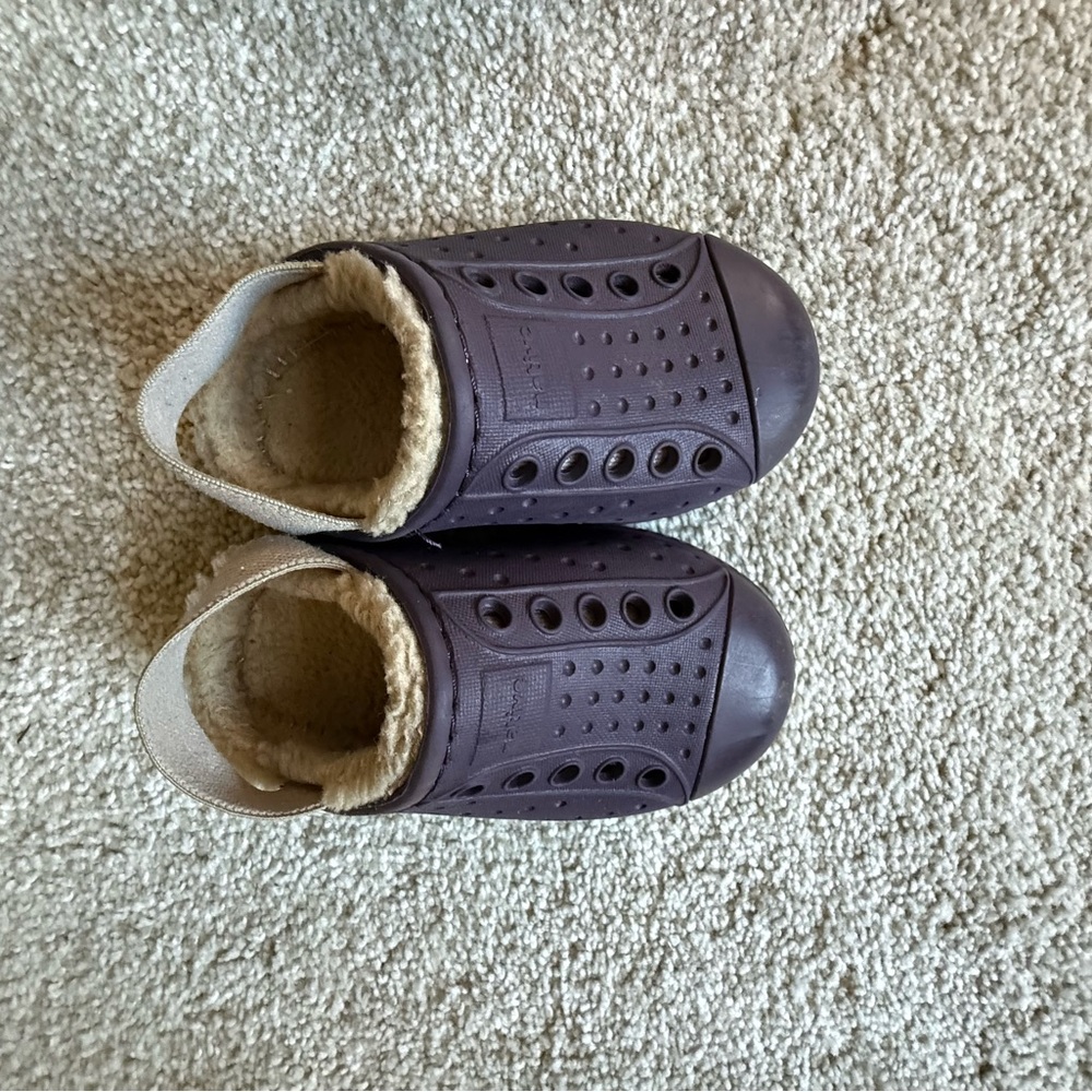 Native Shoes Kids
Jefferson Cozy